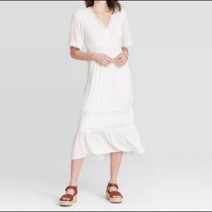 Knox Rose white bohemian style midi dress. NWT